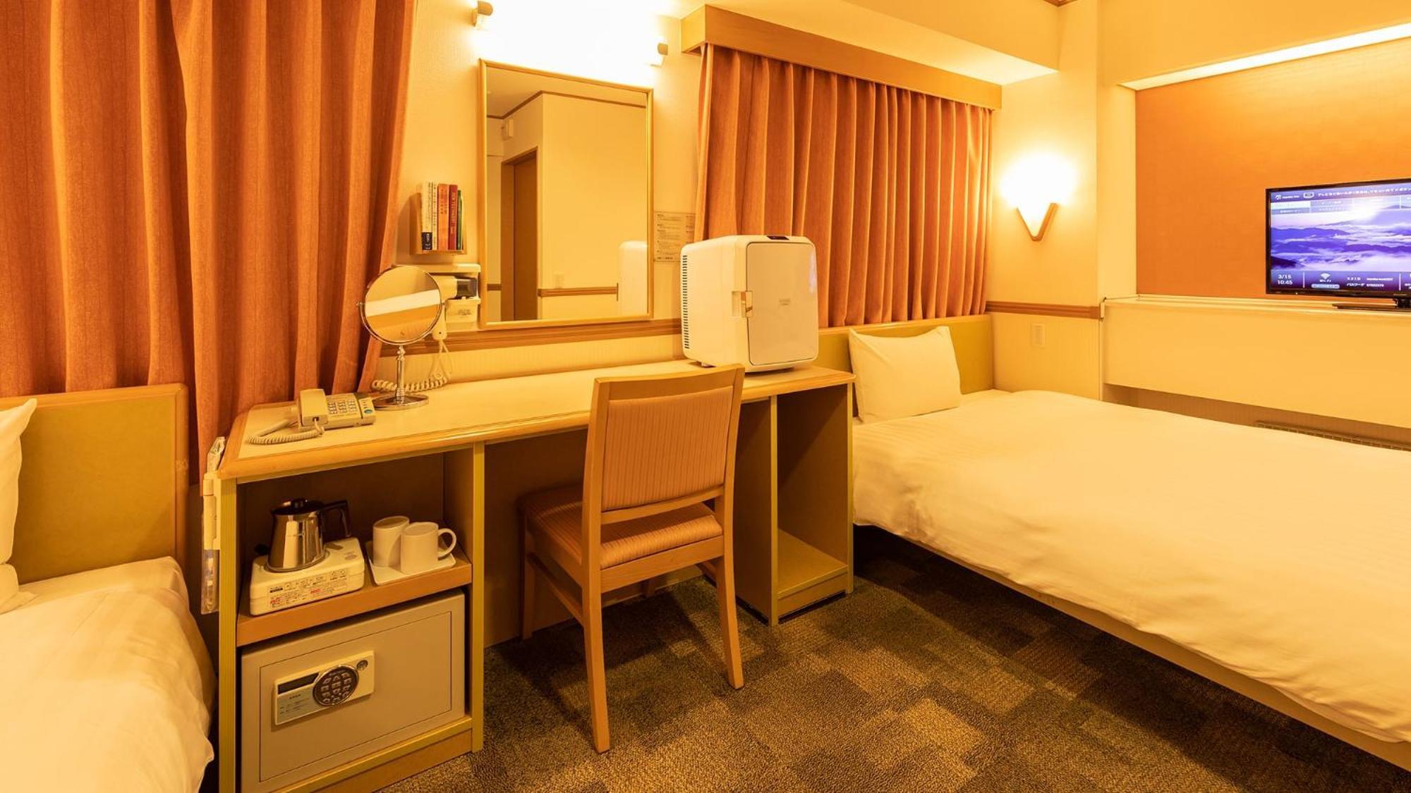 Toyoko Inn Wako-Shi Ekimae Номер фото